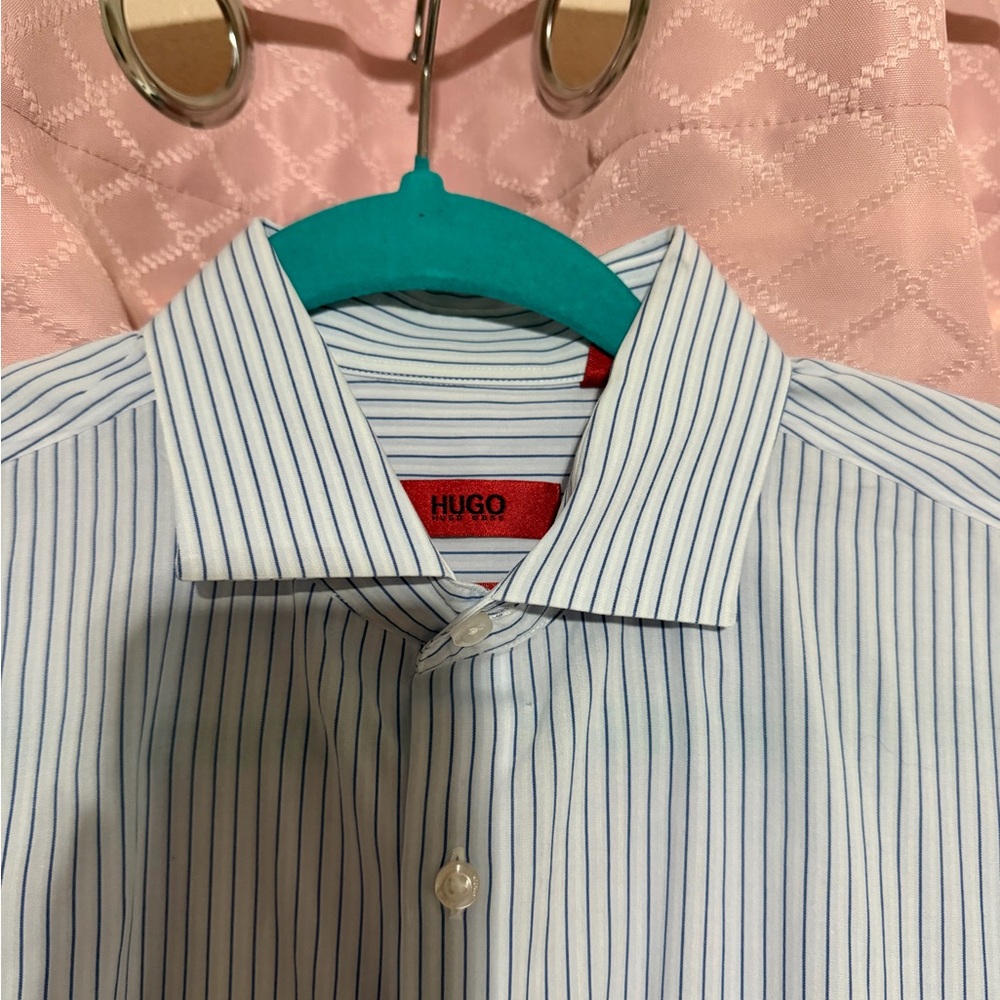 HUGO Men's White and Blue Pinstripe Dress Shirt